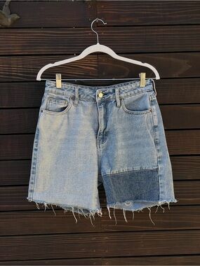 PacSun Two-Tone Light Wash Patch Denim Shorts